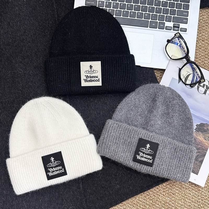 Vivienne Westwood hat 112401